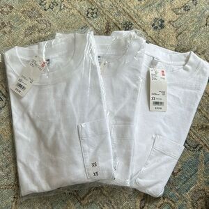 NWT Uni Qlo oversized crew neck half sleeve t